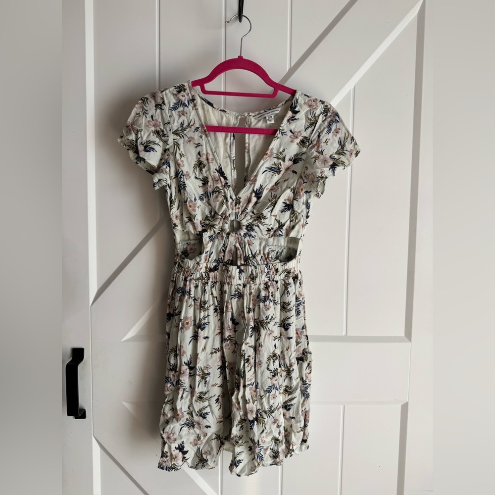 American Eagle Outfitters Floral Dress in Cream and Blue